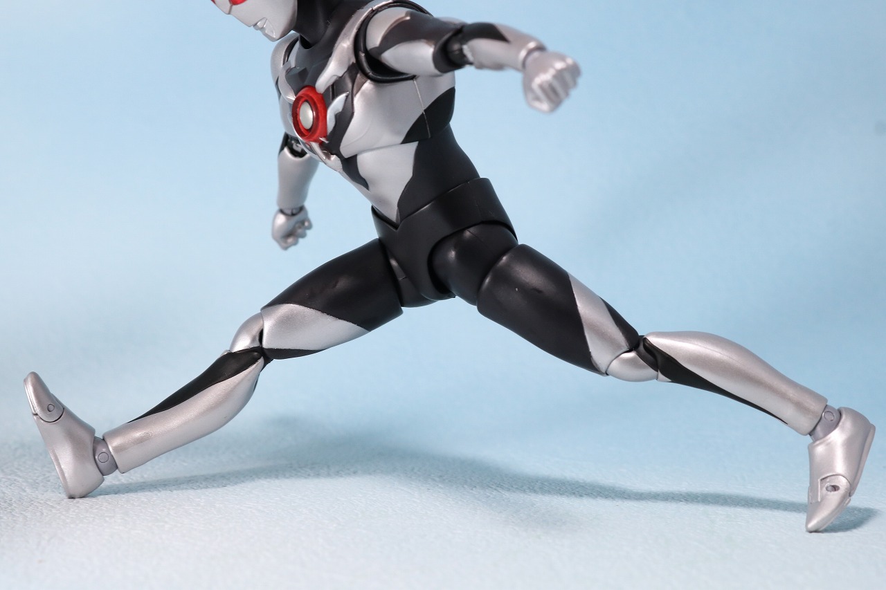 S.H.フィギュアーツ　ウルトラマンオーブダーク　ノワールブラックシュバルツ　レビュー　魂ネイション2018　可動範囲