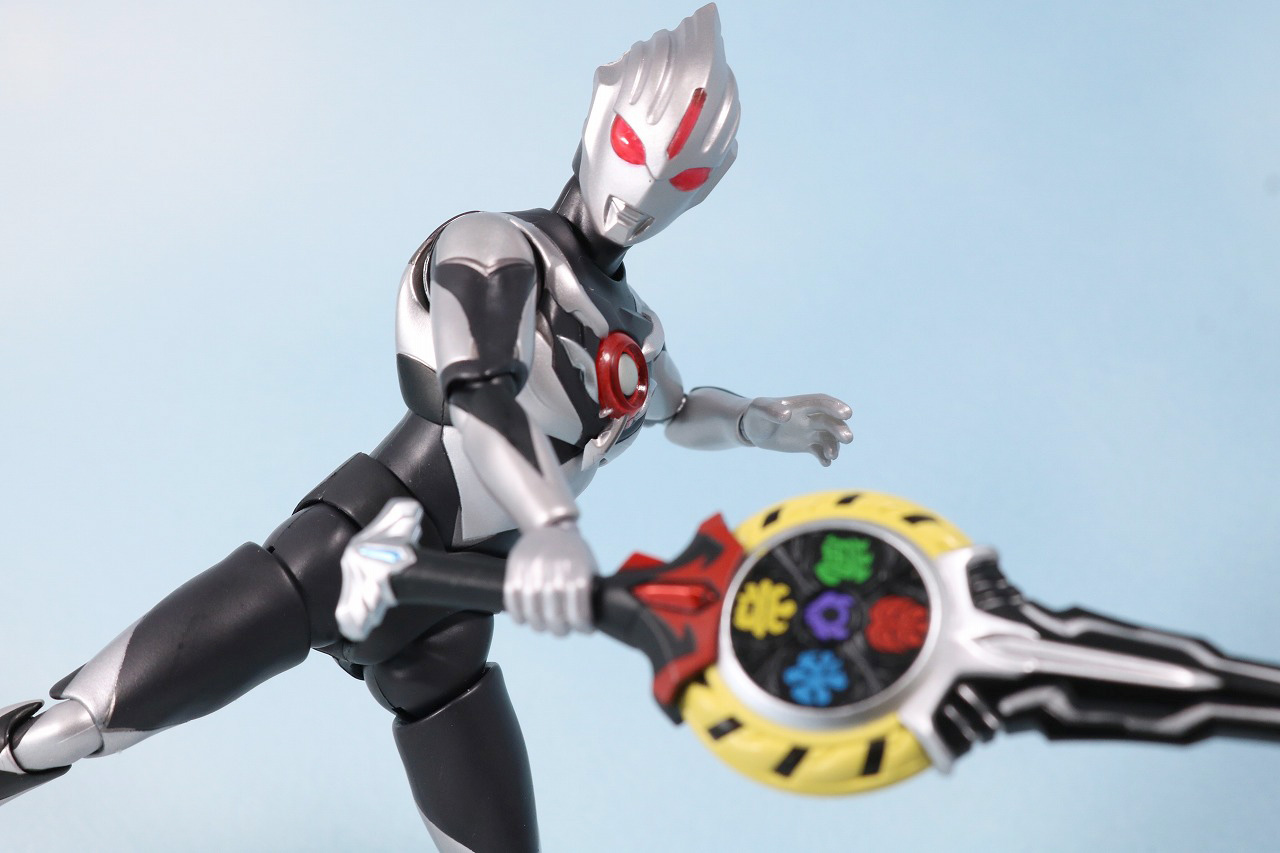 S.H.フィギュアーツ　ウルトラマンオーブダーク　ノワールブラックシュバルツ　レビュー　魂ネイション2018　アクション