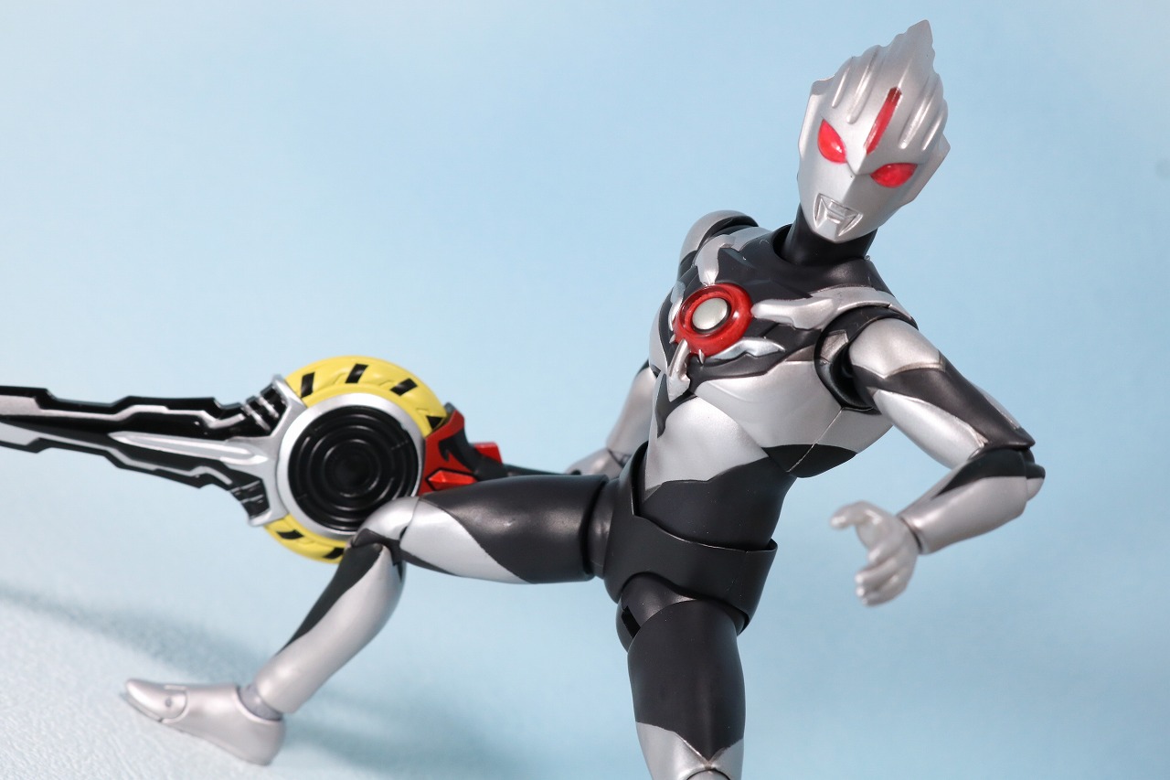 S.H.フィギュアーツ　ウルトラマンオーブダーク　ノワールブラックシュバルツ　レビュー　魂ネイション2018　アクション