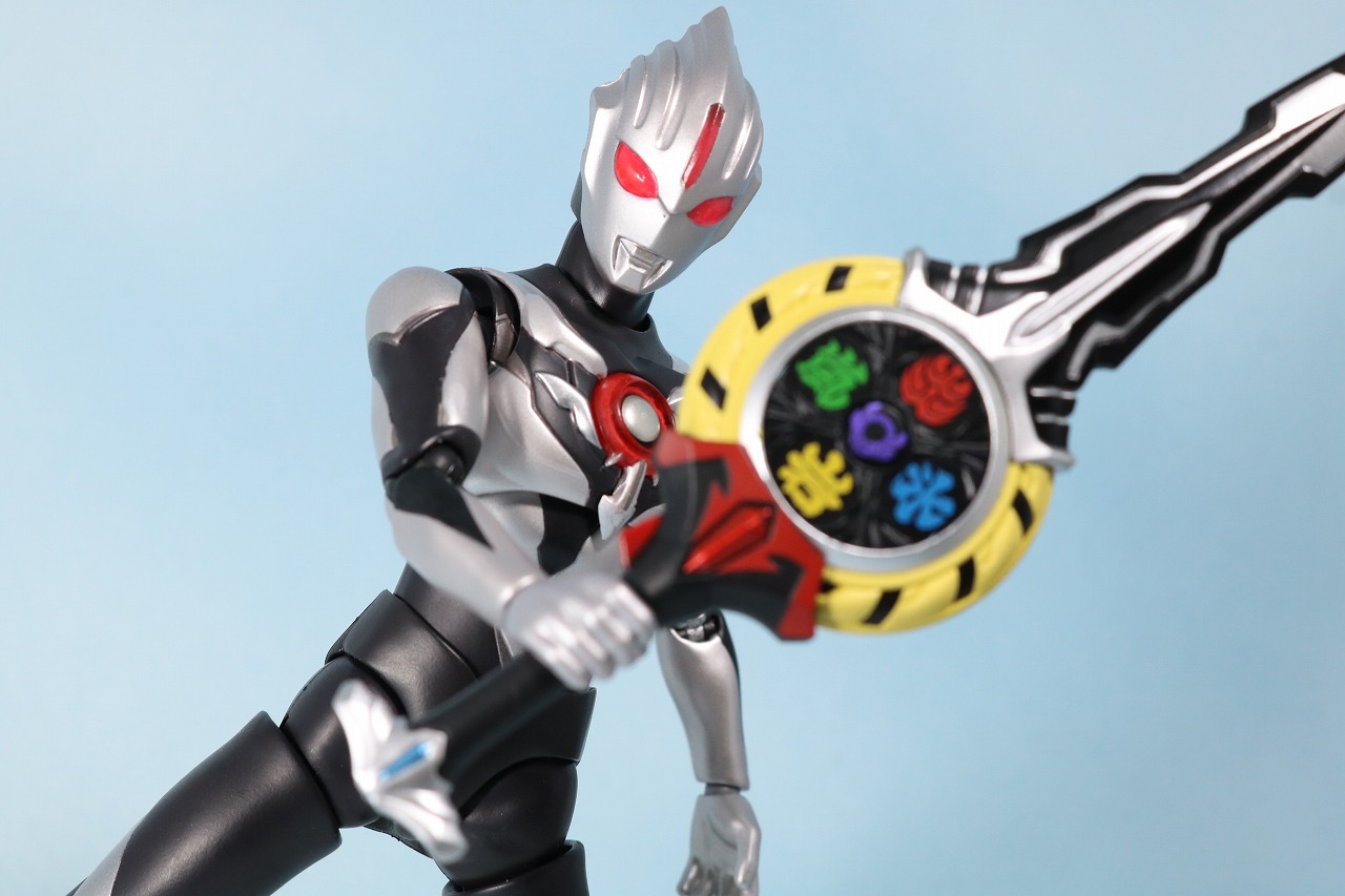 S.H.フィギュアーツ　ウルトラマンオーブダーク　ノワールブラックシュバルツ　レビュー　魂ネイション2018　アクション