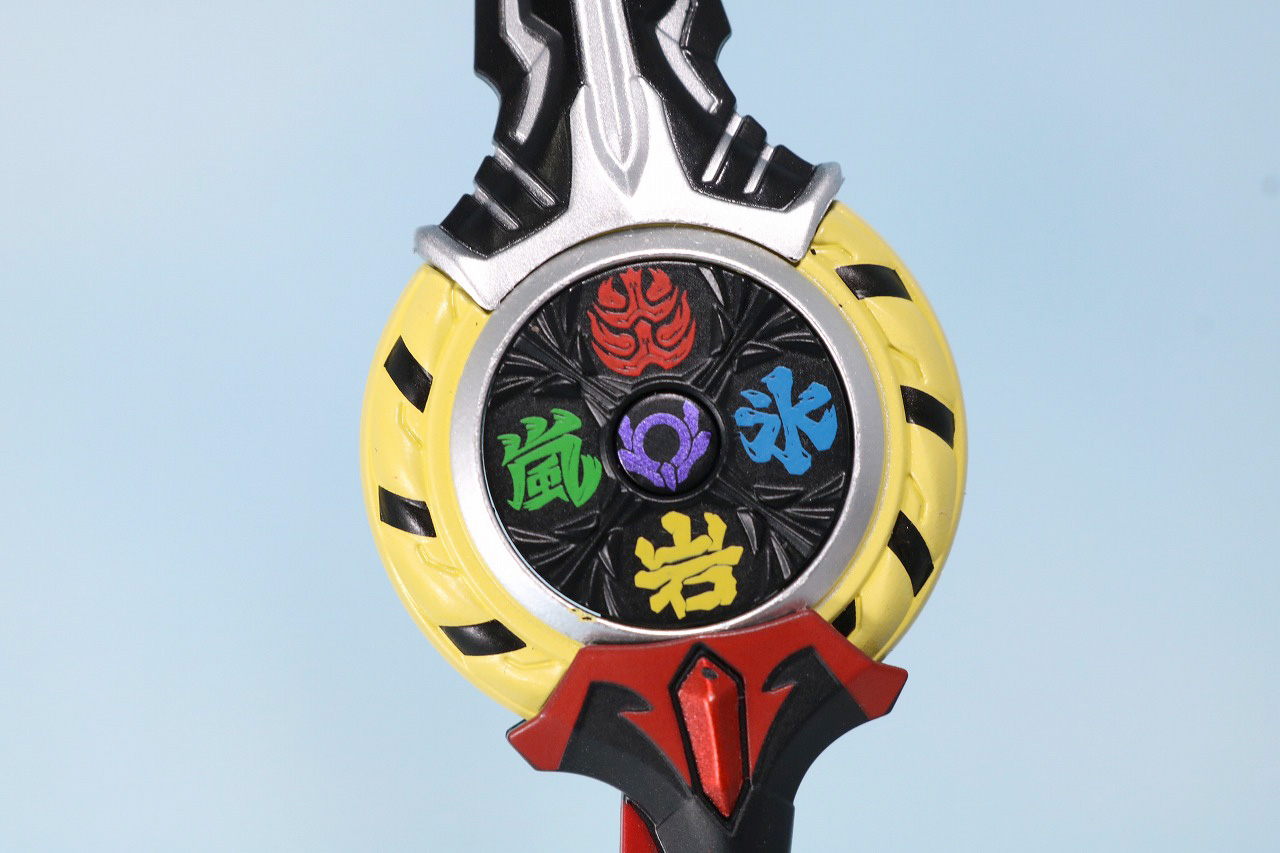 S.H.フィギュアーツ　ウルトラマンオーブダーク　ノワールブラックシュバルツ　レビュー　魂ネイション2018　付属品一覧