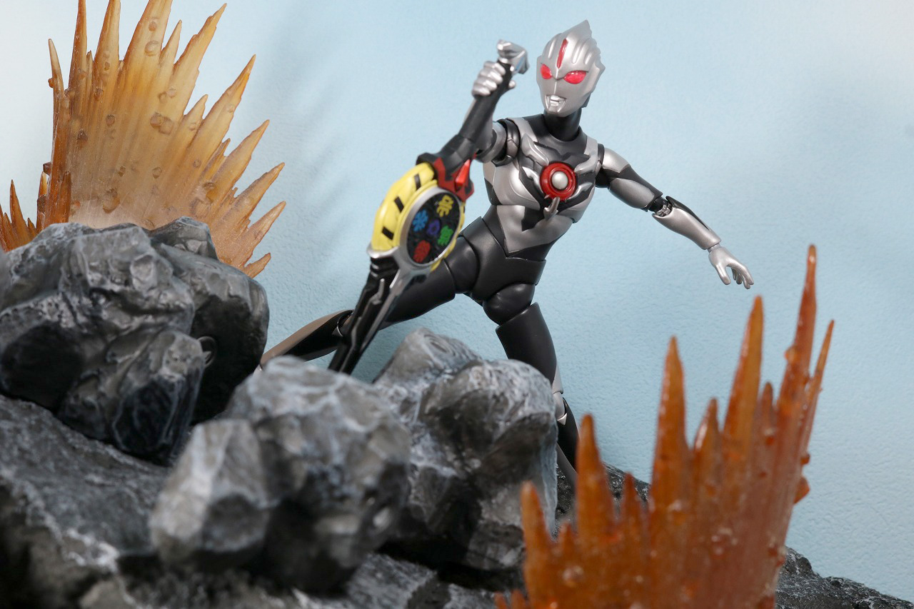 S.H.フィギュアーツ　ウルトラマンオーブダーク　ノワールブラックシュバルツ　レビュー　魂ネイション2018　アクション