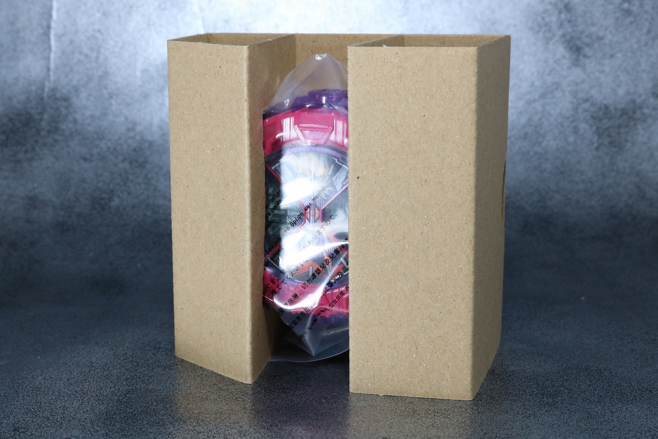 DX響鬼ライドウォッチ　レビュー　パッケージ