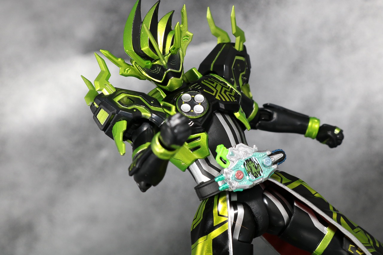S.H.フィギュアーツ　仮面ライダークロノス　クロニクルゲーマー　レビュー