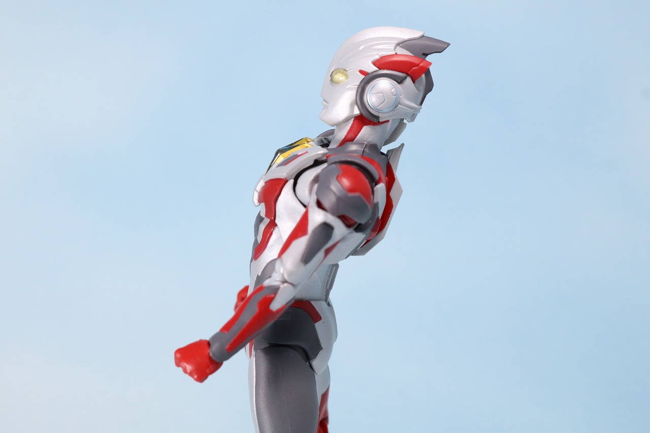 S.H.フィギュアーツ　ウルトラマンX　エックス　レビュー　可動範囲