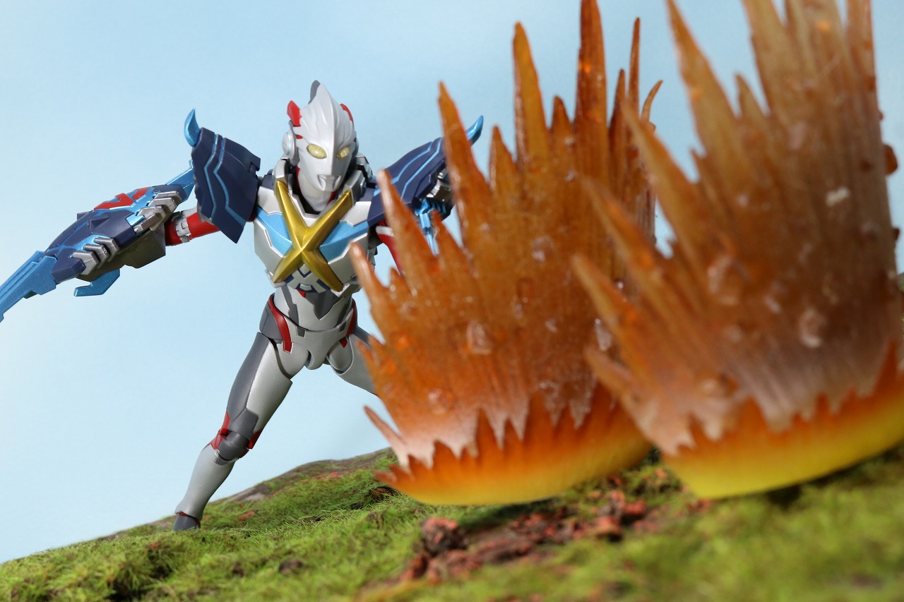 S.H.フィギュアーツ　ウルトラマンX　エックス　ゴモラアーマー　レビュー　アクション