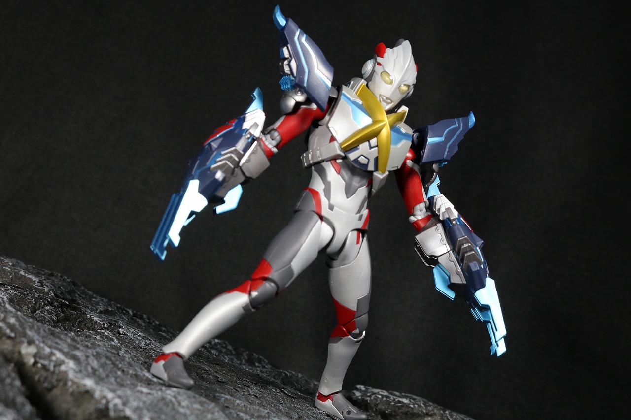 S.H.フィギュアーツ　ウルトラマンX　エックス　ゴモラアーマー　レビュー　アクション