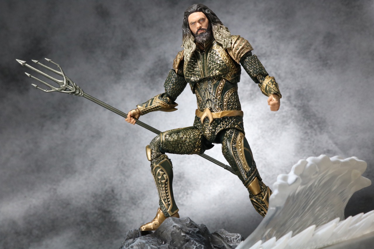 MAFEX　アクアマン　ジャスティスリーグ　レビュー