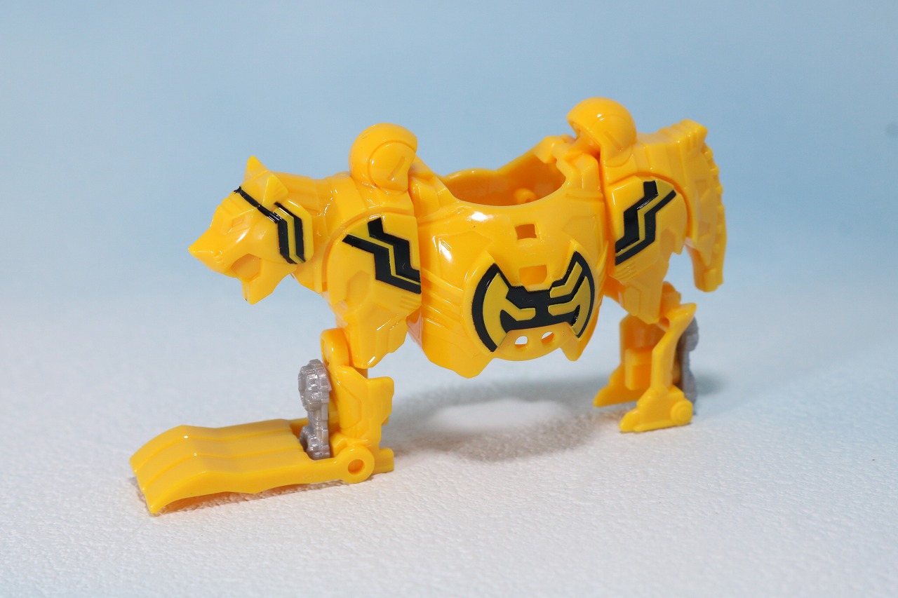 RKF　RIDER KICK'S FIGURE　オーズアーマー　レビュー　仮面ライダージオウ　トラ　全身