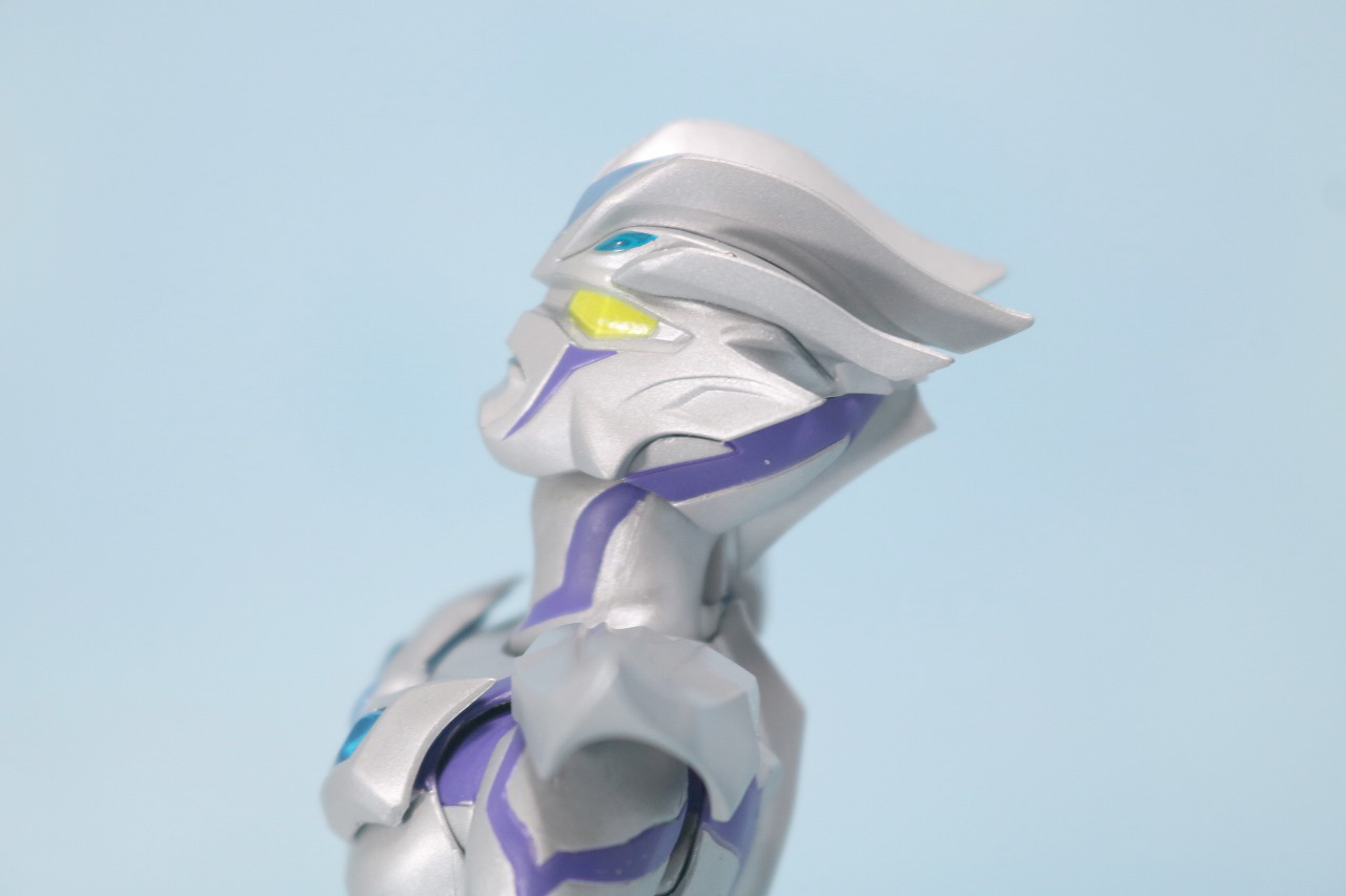 S.H.フィギュアーツ　ウルトラマンゼロビヨンド　レビュー　可動範囲