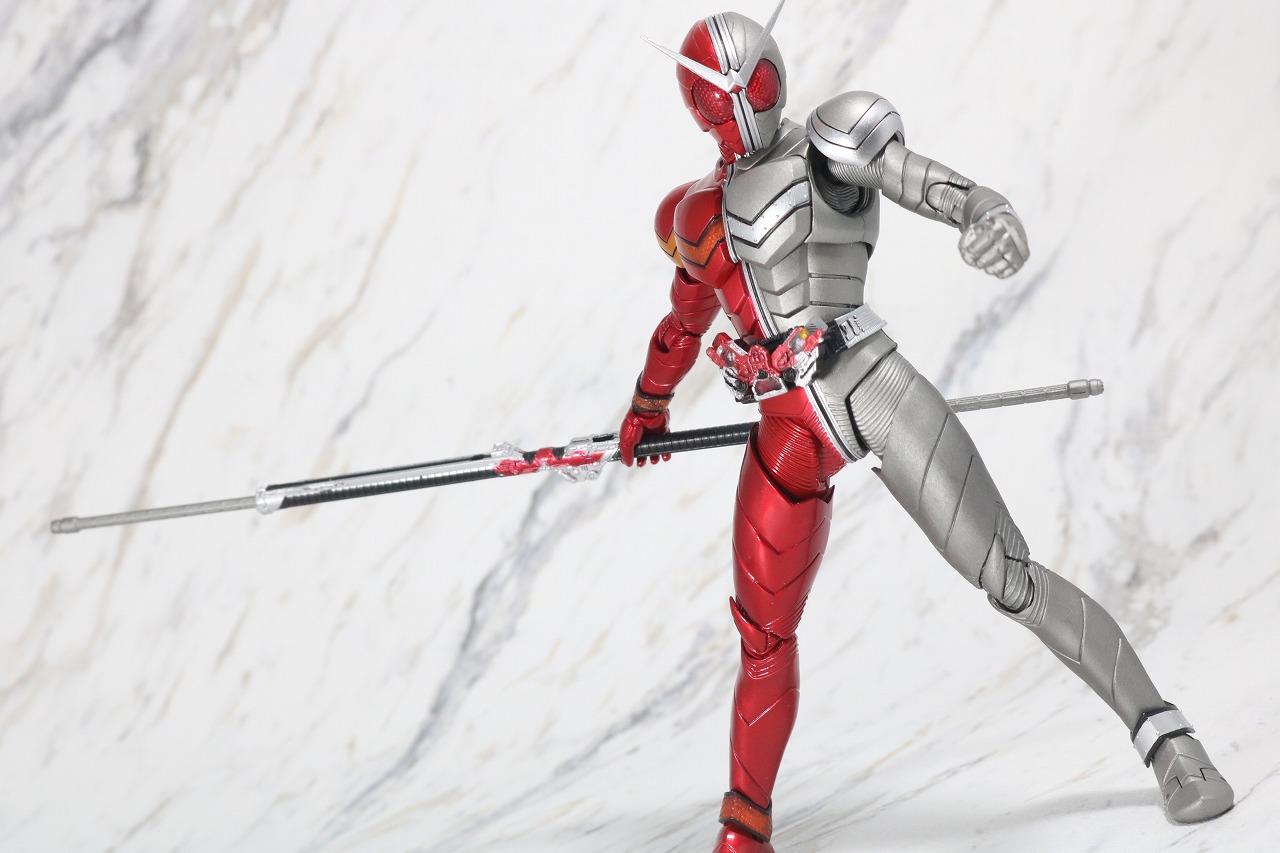 S.H.フィギュアーツ　仮面ライダーW　ヒートメタル　真骨彫製法　レビュー