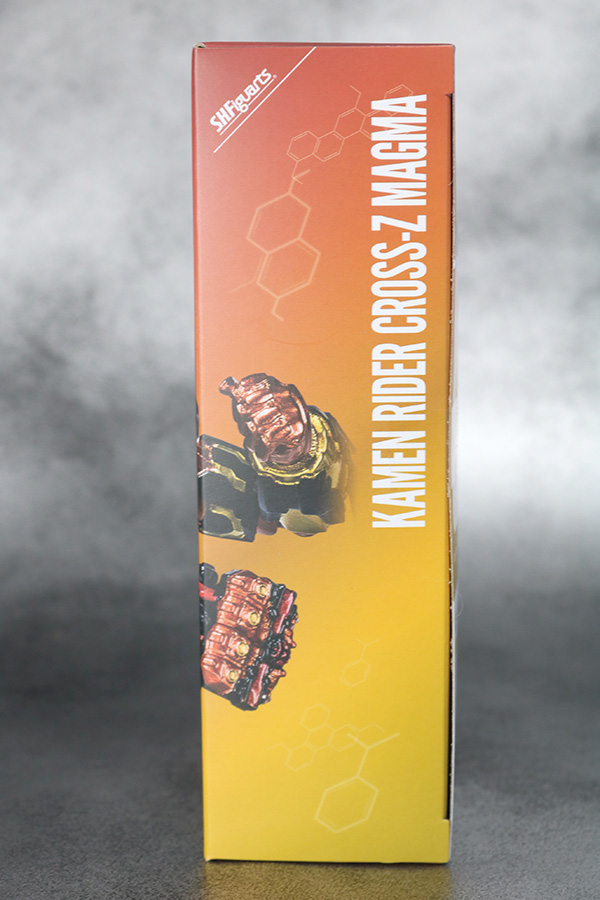 S.H.フィギュアーツ　仮面ライダークローズマグマ　レビュー　パッケージ