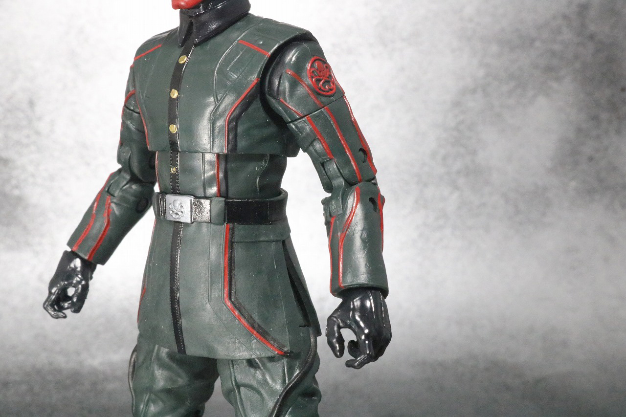 マーベルレジェンド　レッドスカル　レビュー　全身