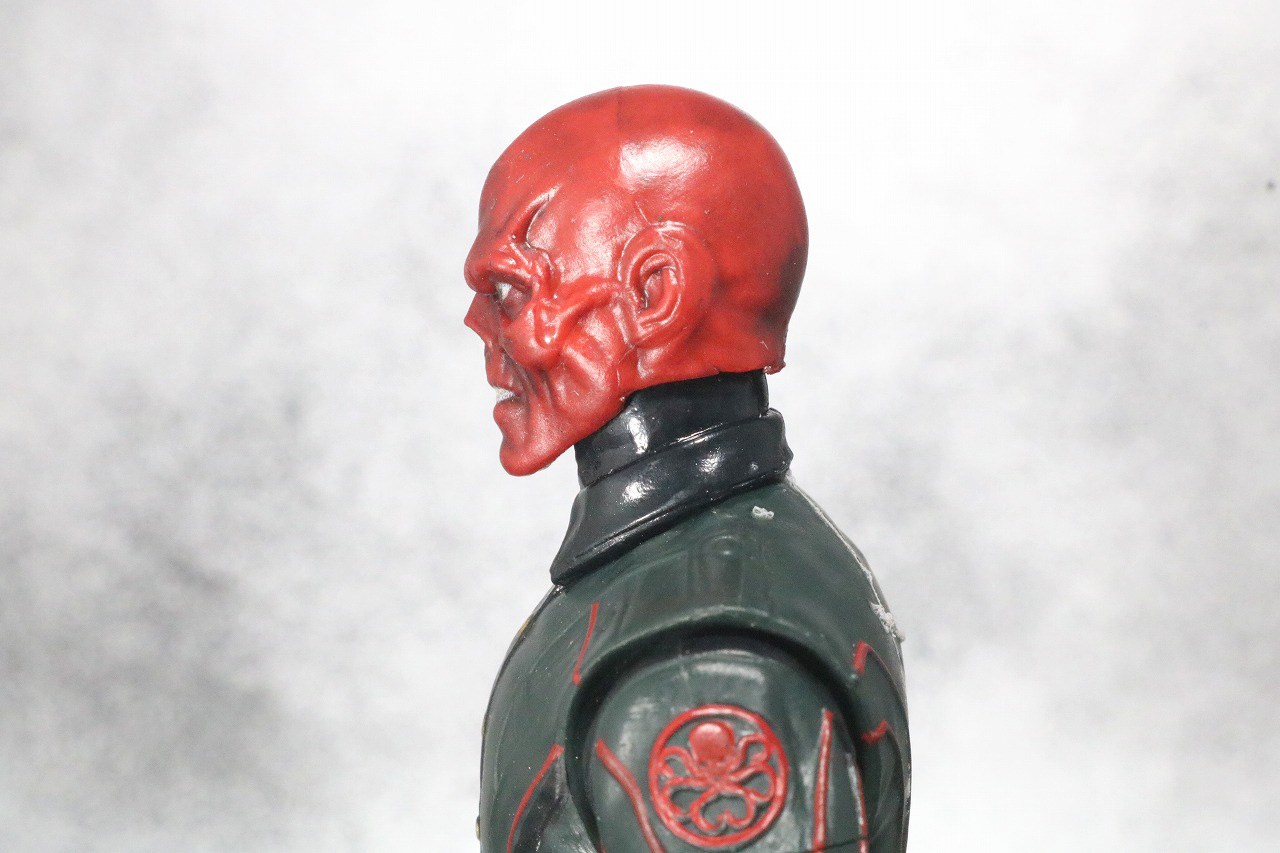 マーベルレジェンド　レッドスカル　レビュー　全身　頭部