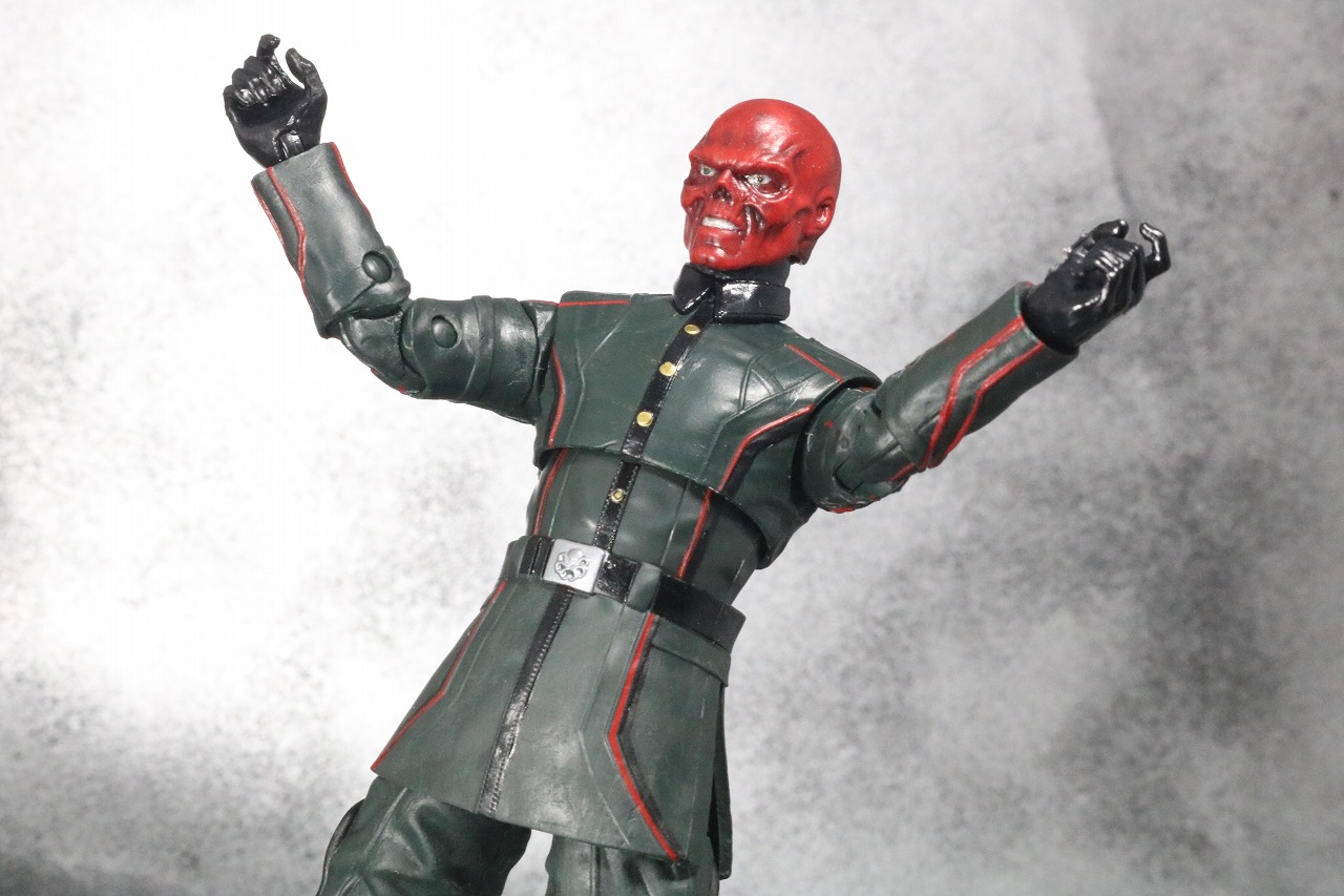 マーベルレジェンド　レッドスカル　レビュー　アクション