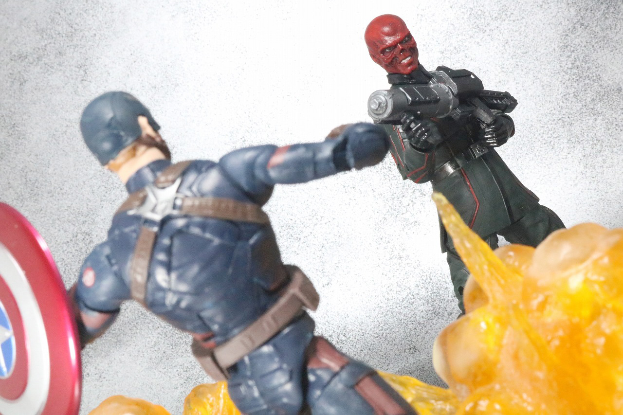 マーベルレジェンド　レッドスカル　レビュー　アクション　キャプテンアメリカ