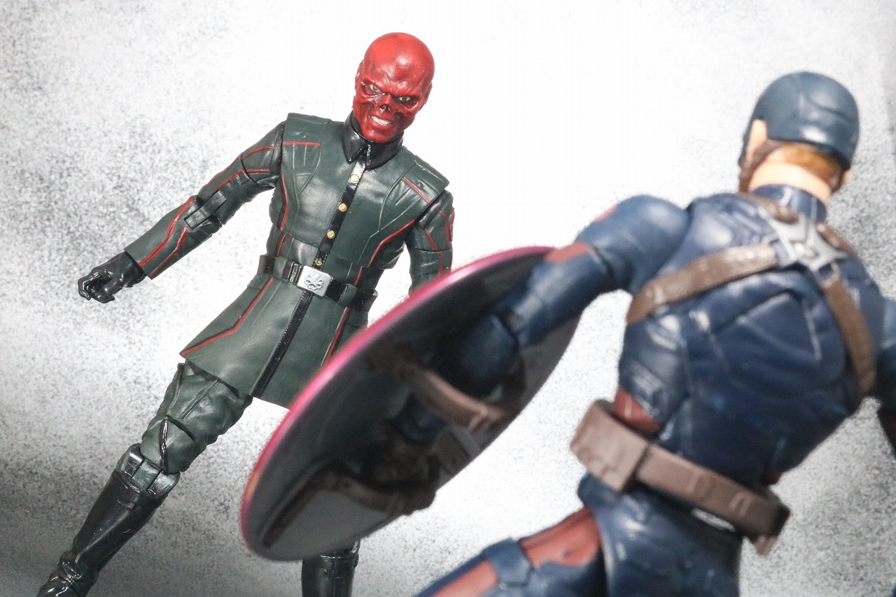 マーベルレジェンド　レッドスカル　レビュー　アクション　キャプテンアメリカ