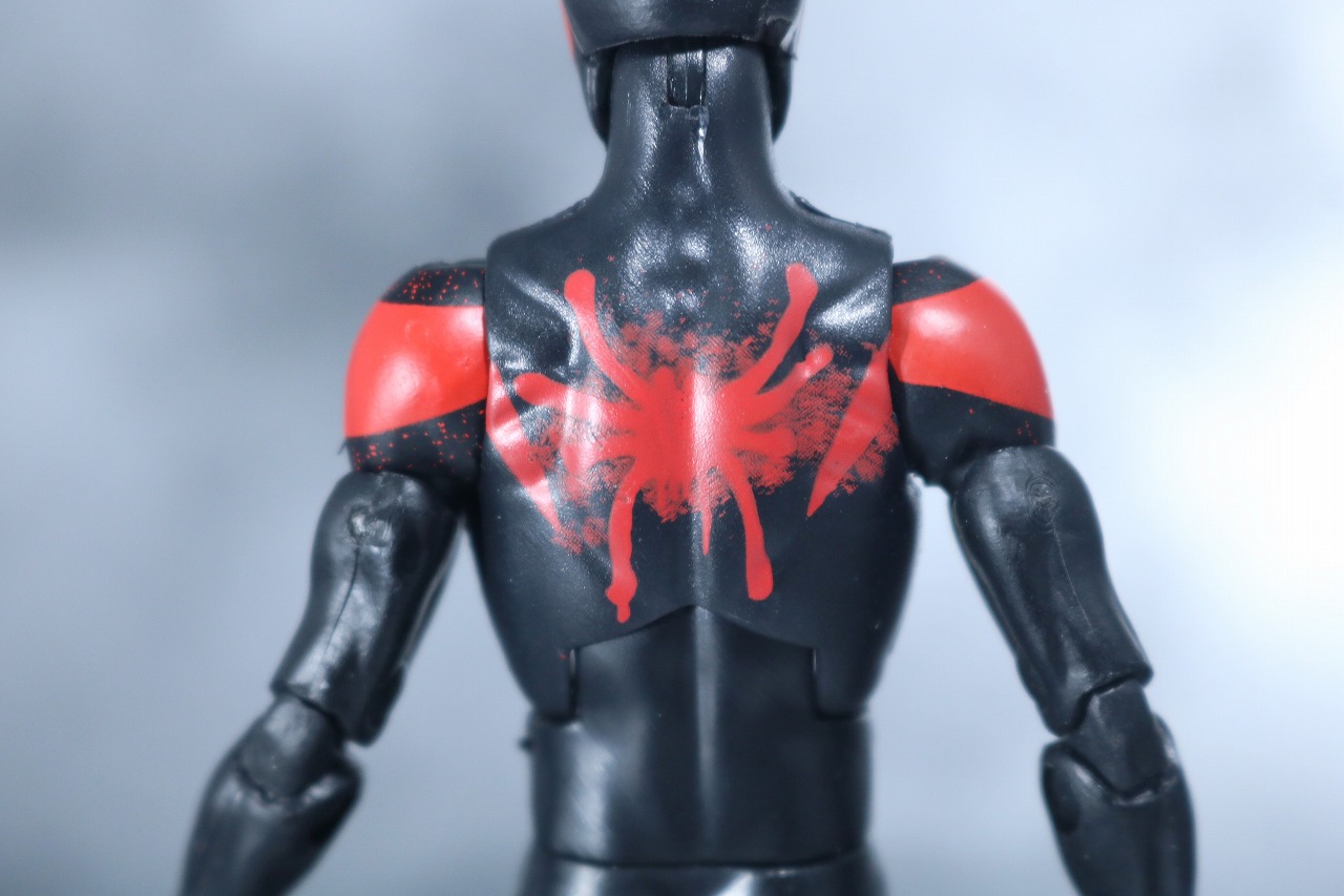 マーベルレジェンド　スパイダーマン　マイルス・モラレス　スパイダーバース　レビュー　全身