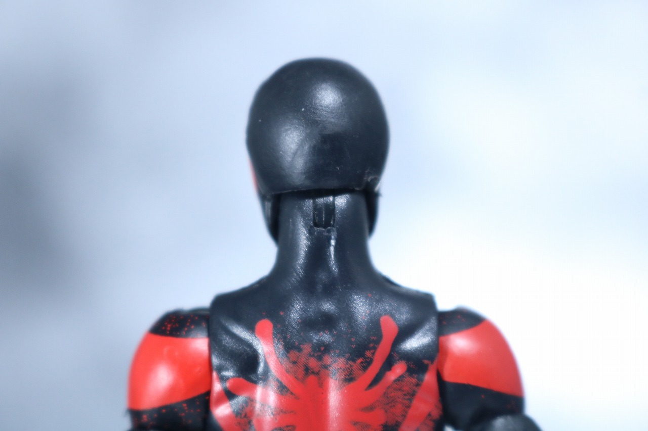 マーベルレジェンド　スパイダーマン　マイルス・モラレス　スパイダーバース　レビュー　全身