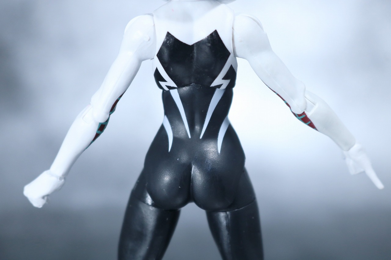 マーベルレジェンド　スパイダーグウェン　レビュー　スパイダーバース　全身