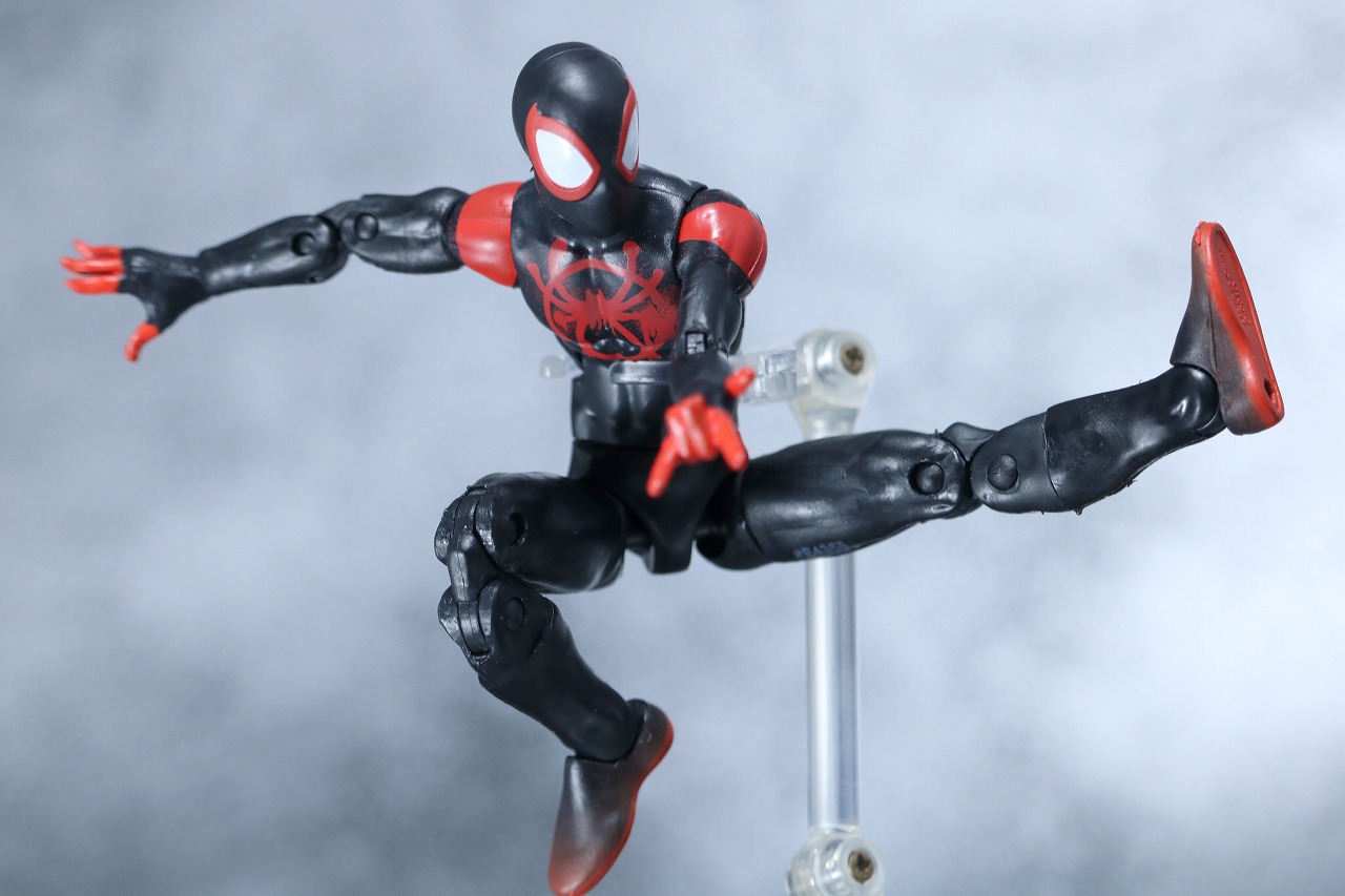 マーベルレジェンド　スパイダーマン　マイルス・モラレス　スパイダーバース　レビュー　アクション