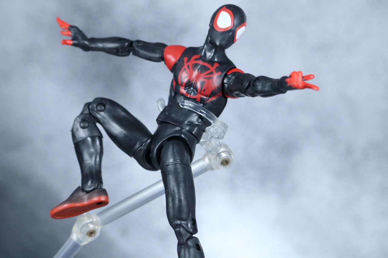 マーベルレジェンド　スパイダーマン　マイルス・モラレス　スパイダーバース　レビュー　アクション