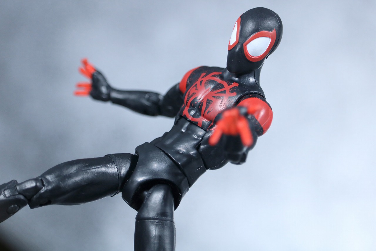 マーベルレジェンド　スパイダーマン　マイルス・モラレス　スパイダーバース　レビュー　アクション