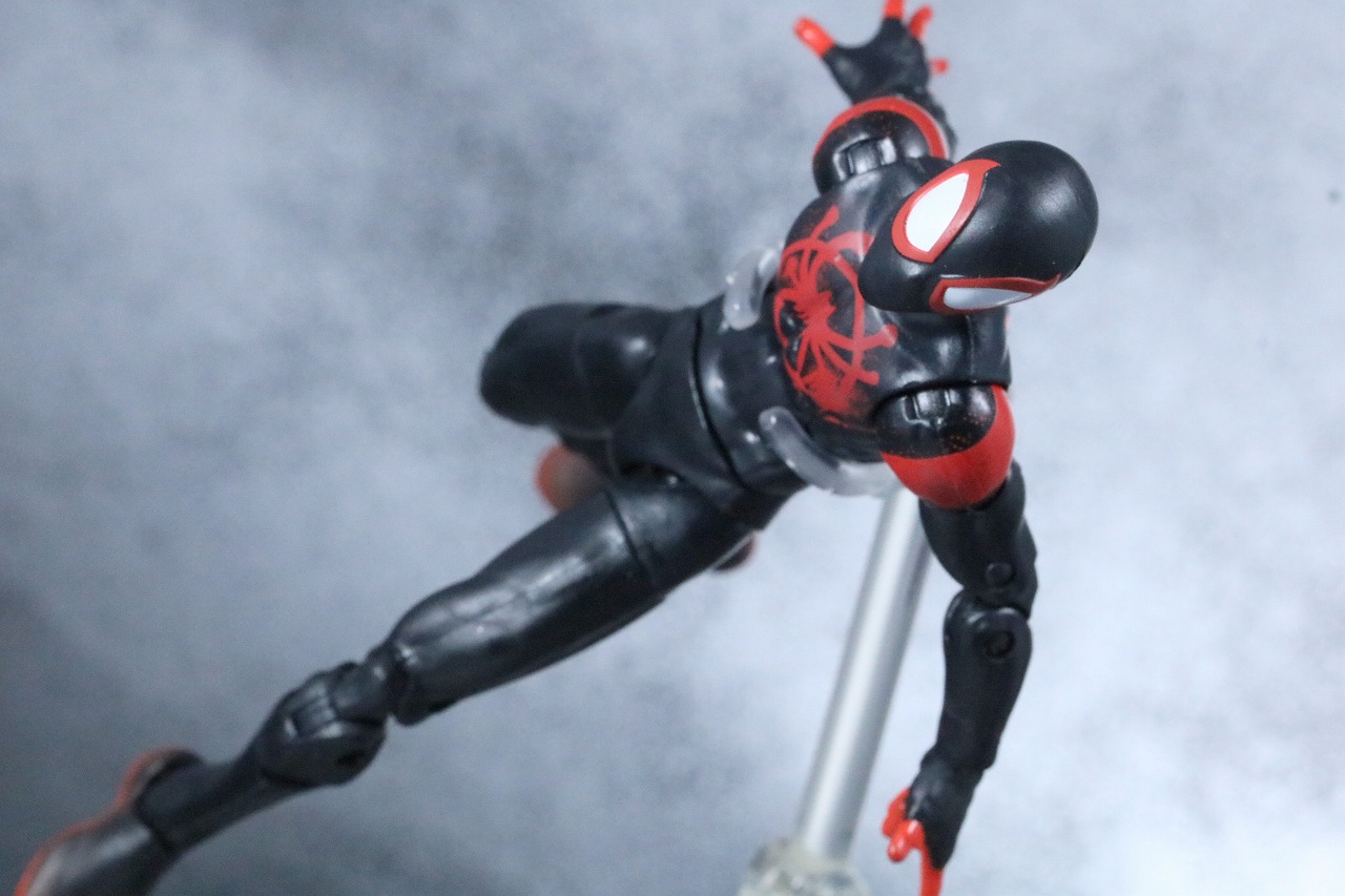 マーベルレジェンド　スパイダーマン　マイルス・モラレス　スパイダーバース　レビュー　アクション