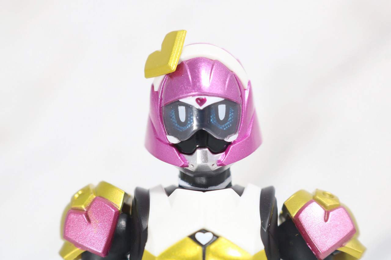 S.H.フィギュアーツ　仮面ライダーポッピー　ときめきクライシスゲーマー　レベルX　レビュー　全身　バストアップ