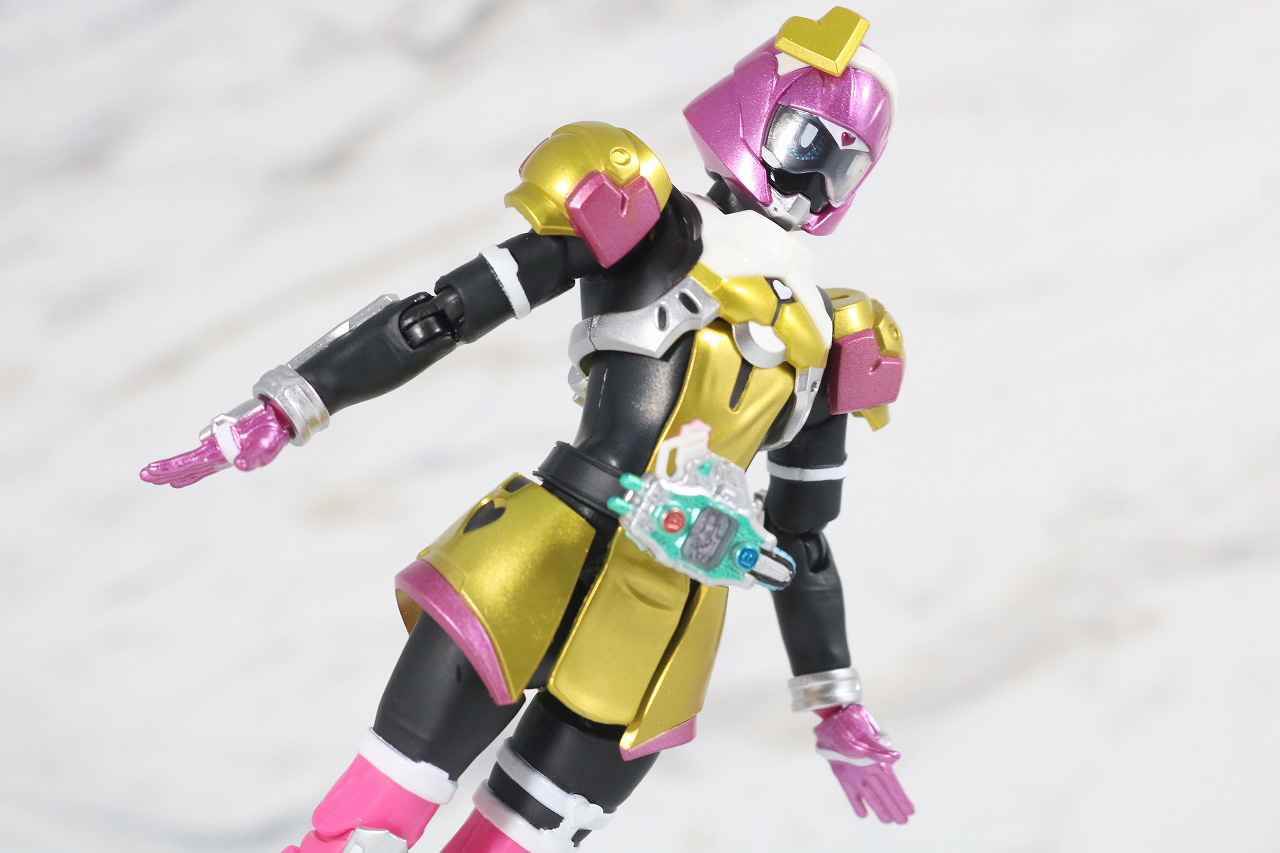 S.H.フィギュアーツ　仮面ライダーポッピー　ときめきクライシスゲーマー　レベルX　レビュー　アクション