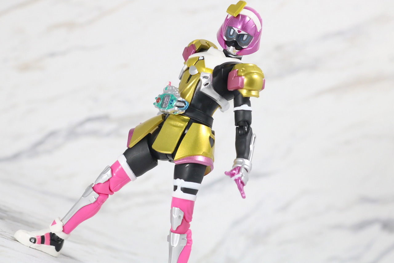 S.H.フィギュアーツ　仮面ライダーポッピー　ときめきクライシスゲーマー　レベルX　レビュー　アクション