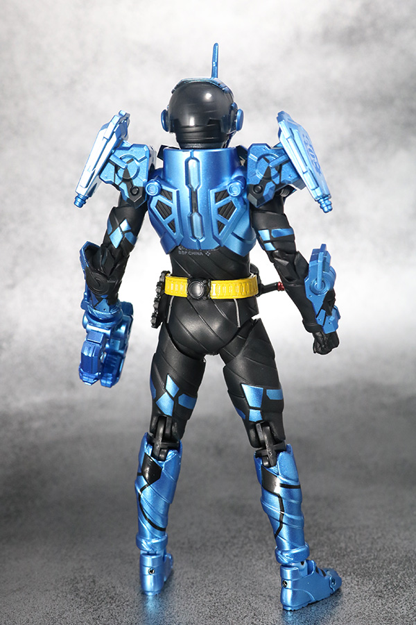 S.H.フィギュアーツ　仮面ライダーグリスブリザード　レビュー　全身