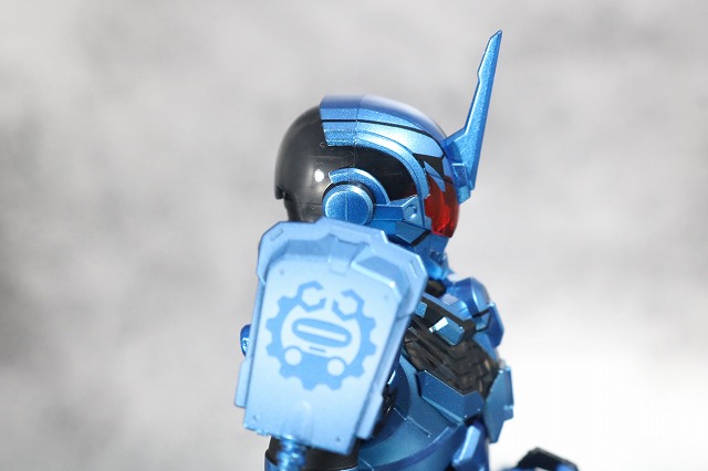 S.H.フィギュアーツ　仮面ライダーグリスブリザード　レビュー　全身　頭部