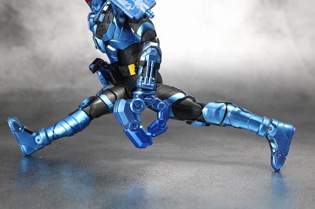 S.H.フィギュアーツ　仮面ライダーグリスブリザード　レビュー　可動範囲