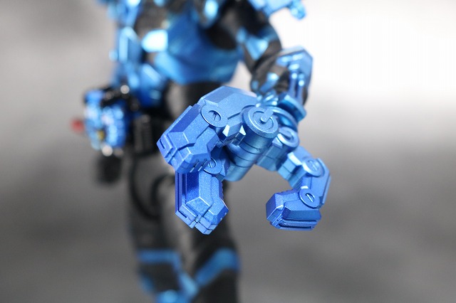 S.H.フィギュアーツ　仮面ライダーグリスブリザード　レビュー　可動範囲