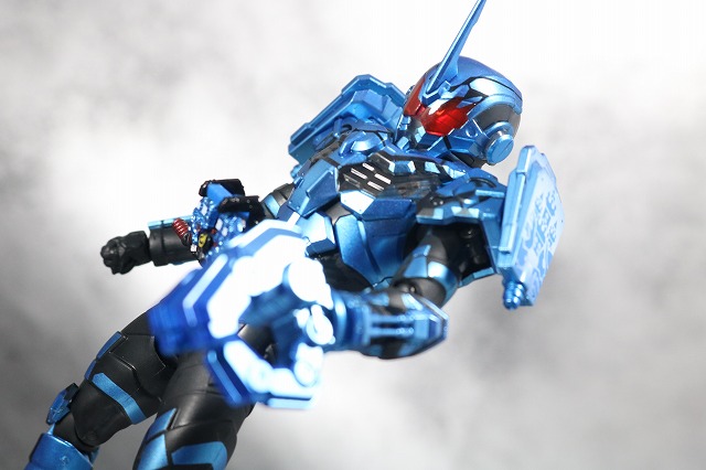 S.H.フィギュアーツ　仮面ライダーグリスブリザード　レビュー　アクション