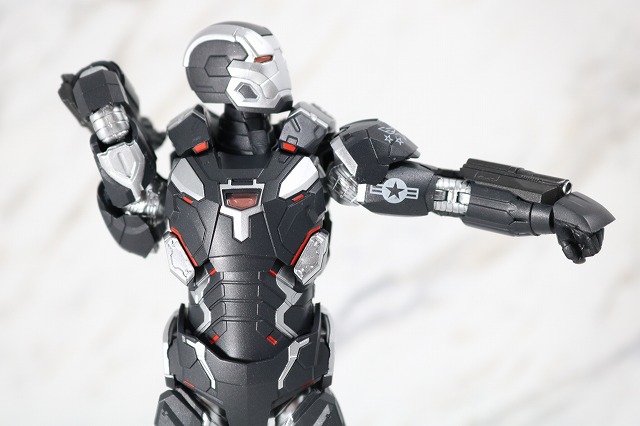 S.H.フィギュアーツ　ウォーマシン　マーク4　レビュー　アベンジャーズ／インフィニティウォー　可動範囲