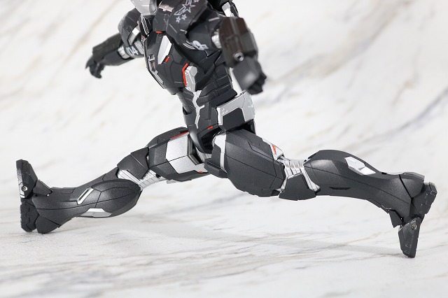 S.H.フィギュアーツ　ウォーマシン　マーク4　レビュー　アベンジャーズ／インフィニティウォー　可動範囲