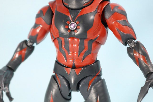 S.H.フィギュアーツ　ウルトラマンベリアル　レビュー　全身