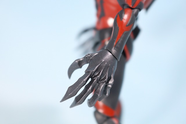 S.H.フィギュアーツ　ウルトラマンベリアル　レビュー　全身