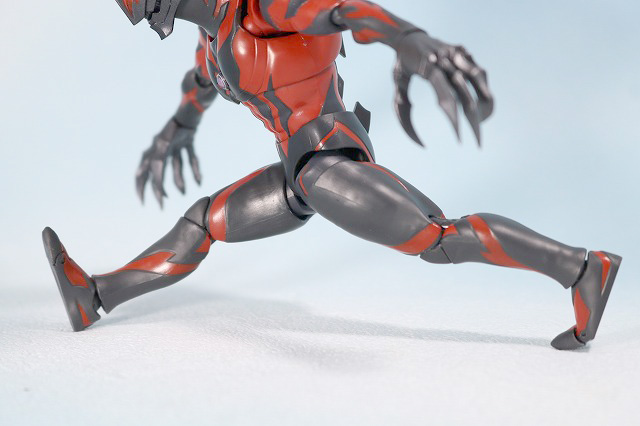 S.H.フィギュアーツ　ウルトラマンベリアル　レビュー　可動範囲