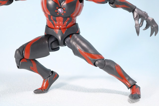 S.H.フィギュアーツ　ウルトラマンベリアル　レビュー　可動範囲