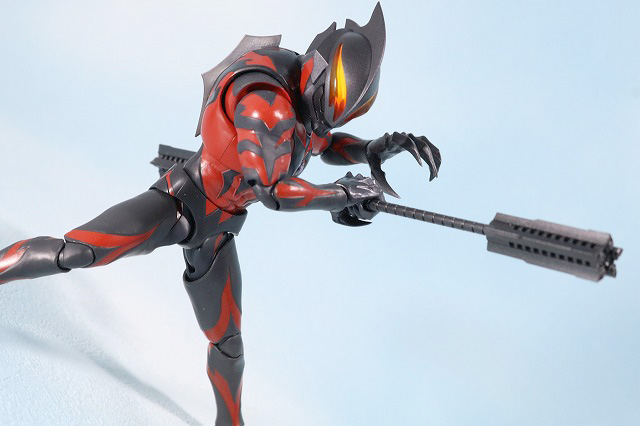 S.H.フィギュアーツ　ウルトラマンベリアル　レビュー　アクション