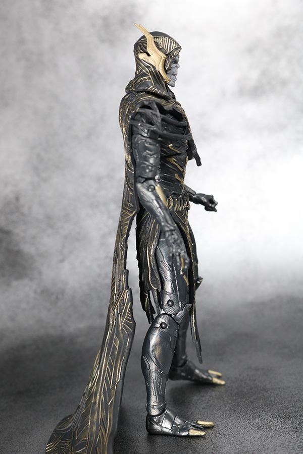 マーベルレジェンド　コーヴァス・グレイヴ　レビュー　全身