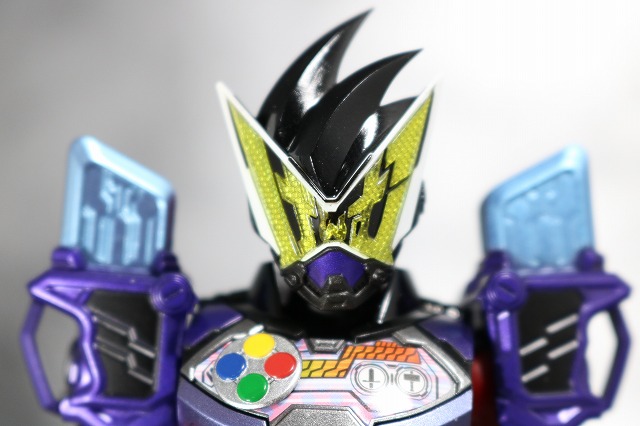 S.H.フィギュアーツ　仮面ライダーゲイツ　ゲンムアーマー　レビュー　全身