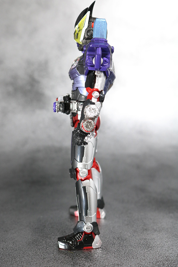 S.H.フィギュアーツ　仮面ライダーゲイツ　ゲンムアーマー　レビュー　全身