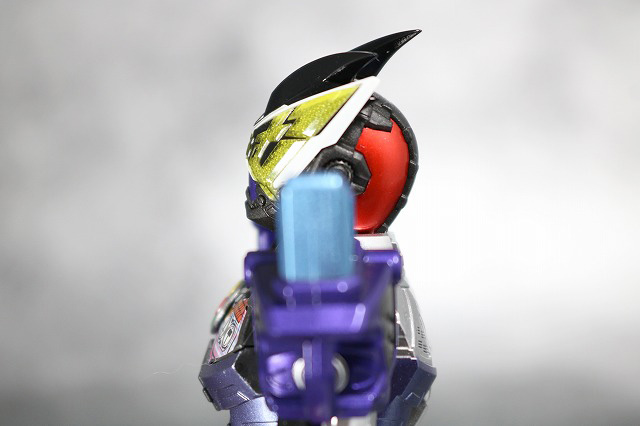 S.H.フィギュアーツ　仮面ライダーゲイツ　ゲンムアーマー　レビュー　可動範囲