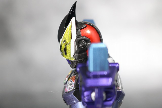 S.H.フィギュアーツ　仮面ライダーゲイツ　ゲンムアーマー　レビュー　可動範囲