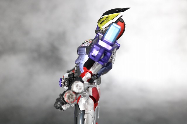 S.H.フィギュアーツ　仮面ライダーゲイツ　ゲンムアーマー　レビュー　可動範囲