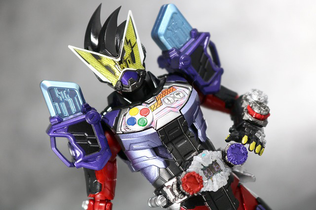 S.H.フィギュアーツ　仮面ライダーゲイツ　ゲンムアーマー　レビュー　アクション